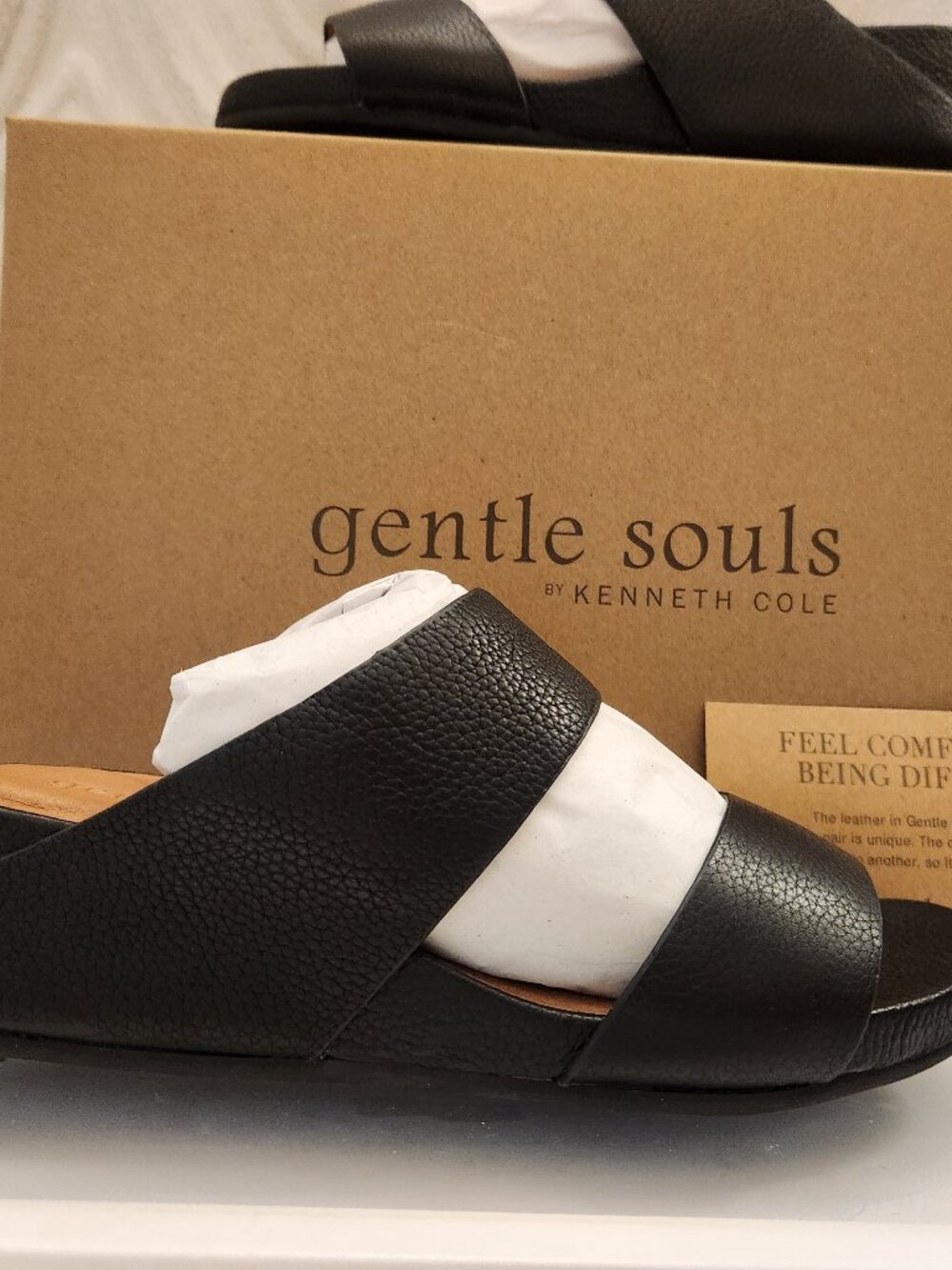 Gentle Souls Black Leather "Gisele Two Strap" Sandals. NIB. size 6.5